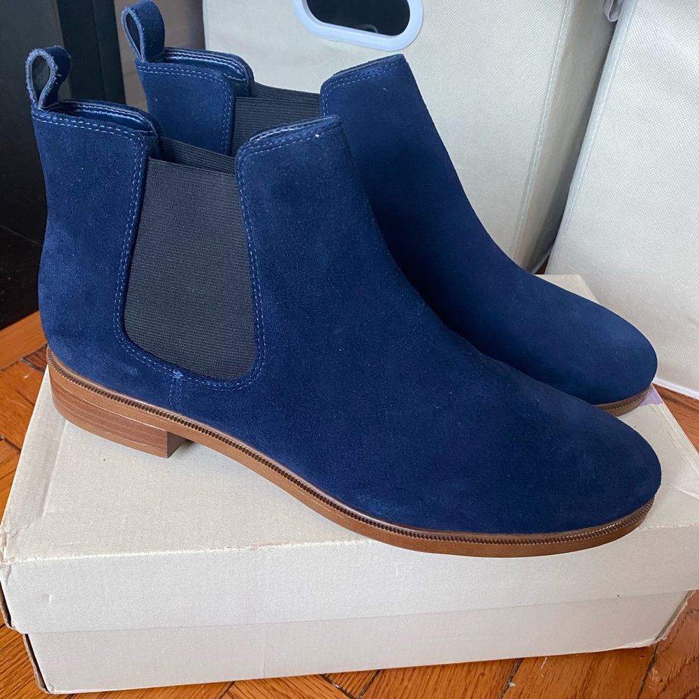 Navy suede boots
